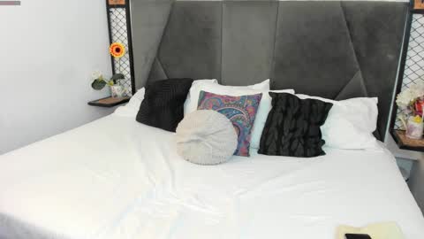 mila online show from 9, 1, 2026