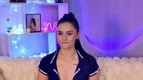 Mila online show from 15, 3, 2026