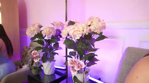 milacrave online show from 13, 1, 2026