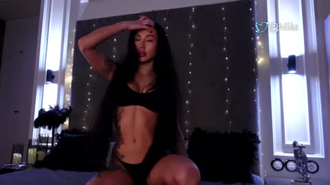 Mila       online show from 19, 12, 2024