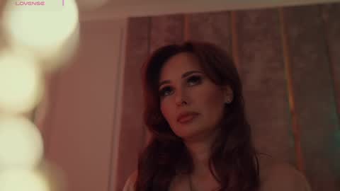        online show from 4, 10, 2025