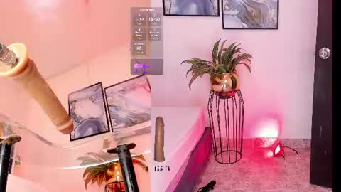Snapshot of milahall__ chatting on 7, 7, 2026 Milenna online show from 7, 7, 2026