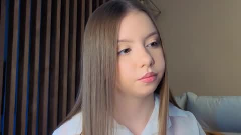 Mila online show from 16, 2, 2026