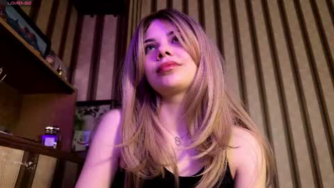 milakittys online show from 11, 6, 2026