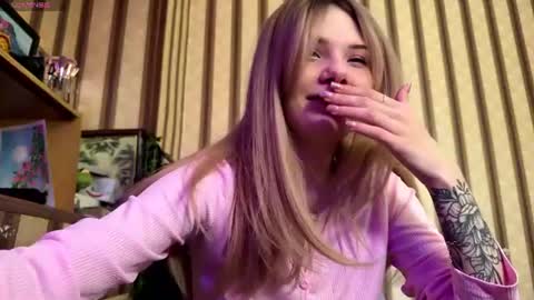 milakittys online show from 23, 6, 2026
