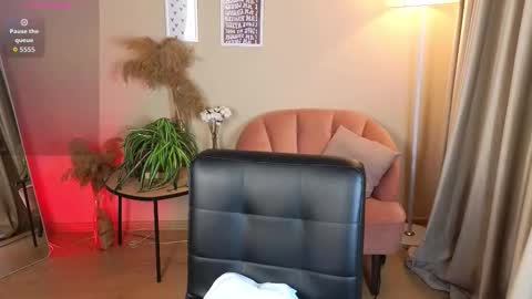 Milana online show from 17, 9, 2025