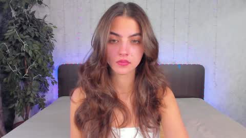 Snapshot of milana_crystal_ chatting on 8, 12, 2024 Milana online show from 8, 12, 2024