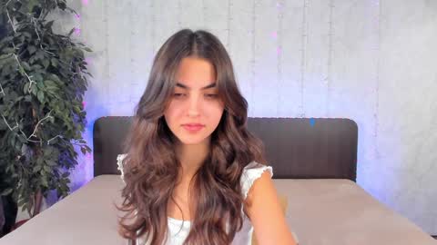Snapshot of milana_crystal_ chatting on 12, 12, 2024 Milana online show from 12, 12, 2024