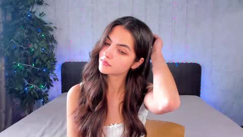 Snapshot of milana_crystal_ chatting on 2, 2, 2025 Milana online show from 2, 2, 2025