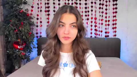 Snapshot of milana_crystal_ chatting on 23, 2, 2025 Milana online show from 23, 2, 2025