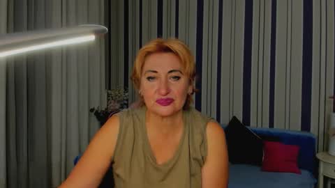 Snapshot of milanaalvis chatting on 13, 10, 2025 MilanaAlvis online show from 13, 10, 2025