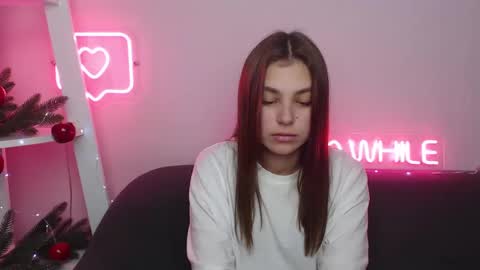 milanaangelas online show from 21, 12, 2024