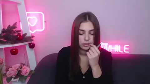 milanaangelas online show from 5, 1, 2025