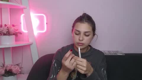 milanaangelas online show from 28, 10, 2025