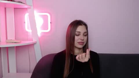 milanaangelas online show from 1, 3, 2026