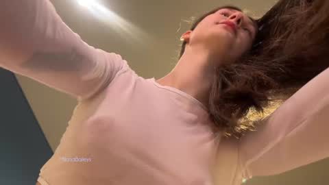 Milana   online show from 11, 1, 2025