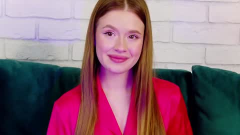 MilanaBalmain online show from 5, 2, 2025