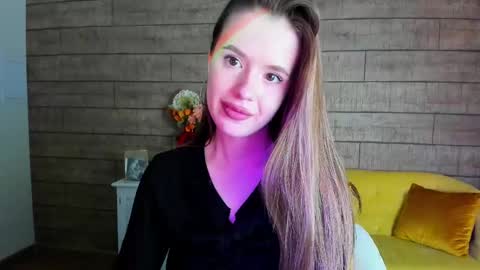 MilanaBalmain online show from 17, 2, 2025