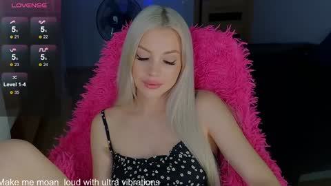 Lana online show from 17, 12, 2024