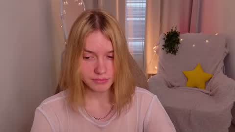 Snapshot of milanarayy chatting on 24, 7, 2026 Milaray online show from 24, 7, 2026