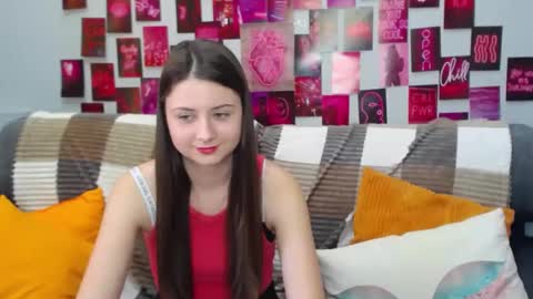 milanaroz online show from 8, 3, 2025