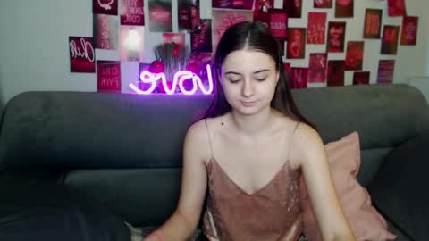 milanaroz online show from 14, 11, 2025