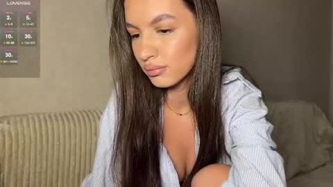 milanasugar online show from 10, 4, 2026