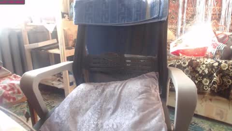 Luna-- link in bio online show from 12, 1, 2025