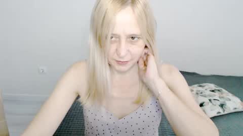Snapshot of milanav chatting on 16, 2, 2025 Milena online show from 16, 2, 2025