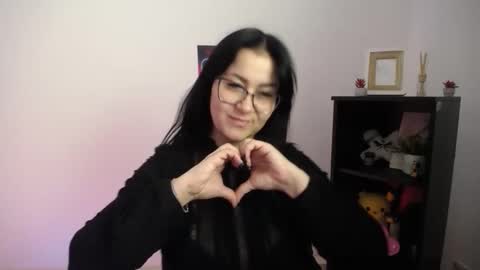 Snapshot of milania_milaa chatting on 22, 10, 2025 milania_milaa online show from 22, 10, 2025