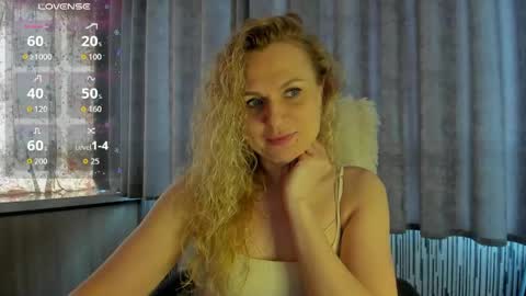 Snapshot of milanna_x chatting on 28, 5, 2026 milanna_x online show from 28, 5, 2026