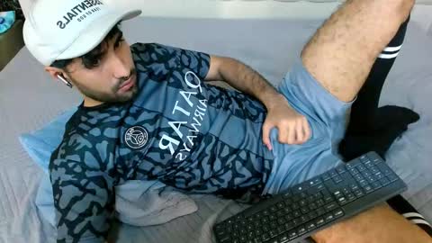 milanzaire online show from 15, 12, 2025