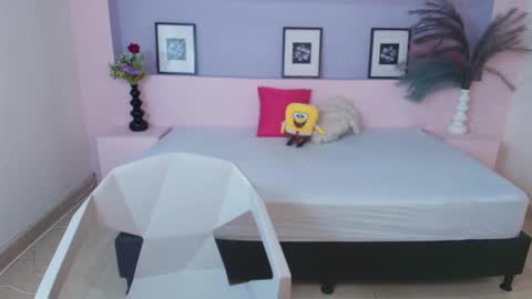 Snapshot of milarose4 chatting on 12, 12, 2024 Mila Rose online show from 12, 12, 2024