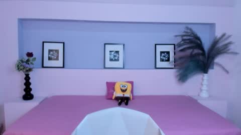 Snapshot of milarose4 chatting on 5, 1, 2025 Mila Rose online show from 5, 1, 2025