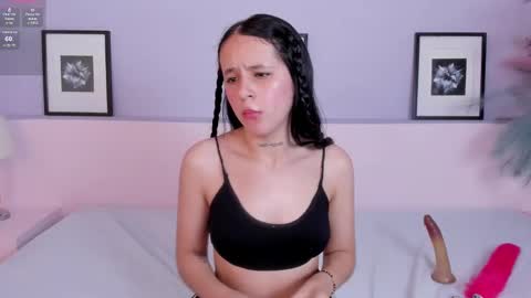 Snapshot of milarose4 chatting on 30, 1, 2025 Mila Rose online show from 30, 1, 2025