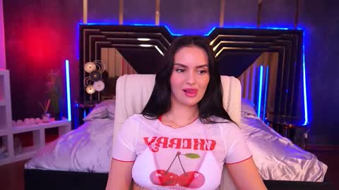 Snapshot of milashalovely chatting on 25, 9, 2025 Milasha online show from 25, 9, 2025
