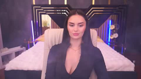 Snapshot of milashalovely chatting on 6, 11, 2025 Milasha online show from 6, 11, 2025