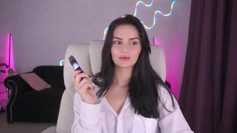 Snapshot of milashalovely chatting on 23, 11, 2025 Milasha online show from 23, 11, 2025