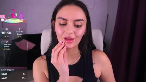 Snapshot of milashalovely chatting on 13, 12, 2025 Milasha online show from 13, 12, 2025