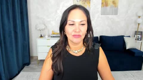 Snapshot of milaurban chatting on 3, 7, 2026 milaurban online show from 3, 7, 2026