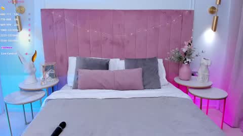 Mia online show from 8, 3, 2025