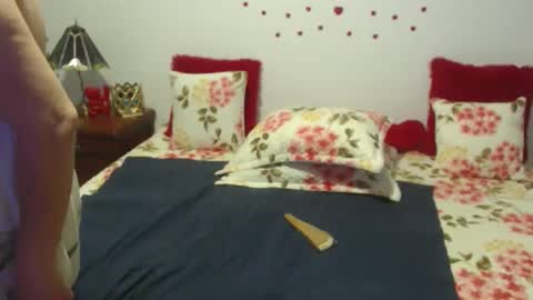 milchanell online show from 5, 10, 2025