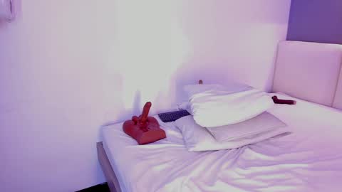 Milena  online show from 31, 12, 2024