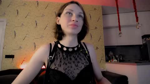 Milena Hardy online show from 4, 1, 2025