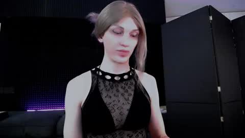 Milena Hardy online show from 23, 10, 2025