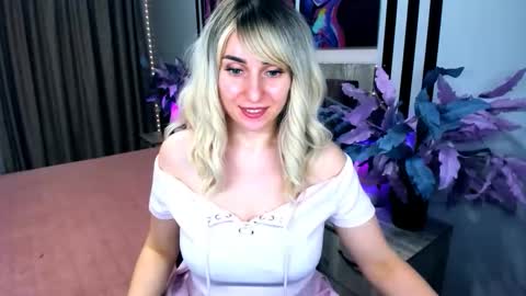 MilenaDaisy online show from 31, 3, 2026