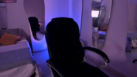 Miley Cruz  IG miley model23 online show from 13, 12, 2024