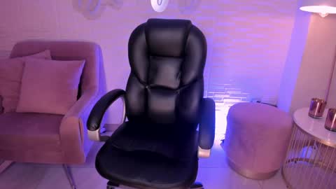 Miley Cruz  IG miley model23 online show from 2, 2, 2025