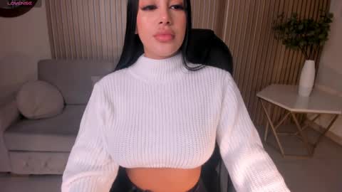 Miley Cruz  IG miley model23 online show from 18, 2, 2025