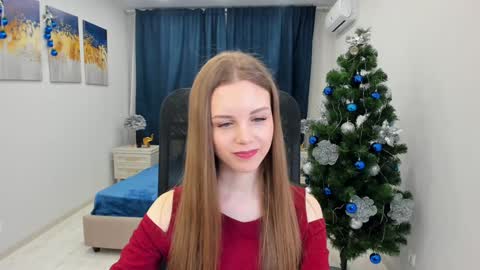 Snapshot of mileygloss chatting on 30, 12, 2024 mileygloss online show from 30, 12, 2024